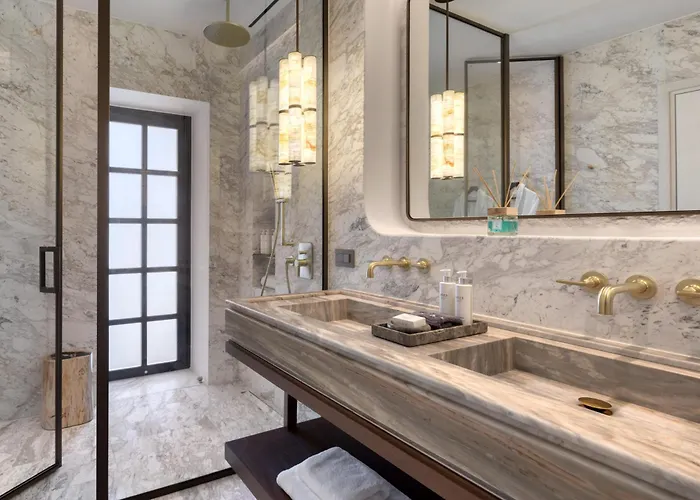 Station touristique Sandblu Santorini, Lxr & Kamári