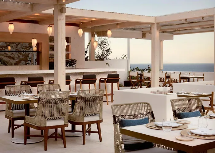 Sandblu Santorini, Lxr & 5* Kamári