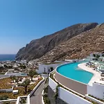 Sandblu Santorini, Lxr & Resort Kamári