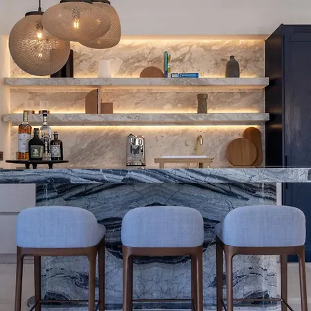 Resort Sandblu Santorini, Lxr &