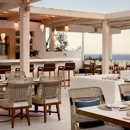 Sandblu Santorini, Lxr & 5* Kamári