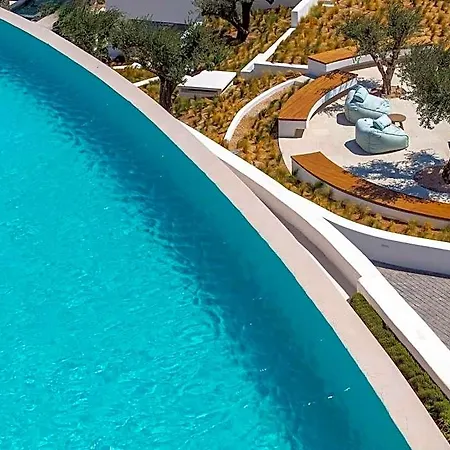 Sandblu Santorini, Lxr & Resort