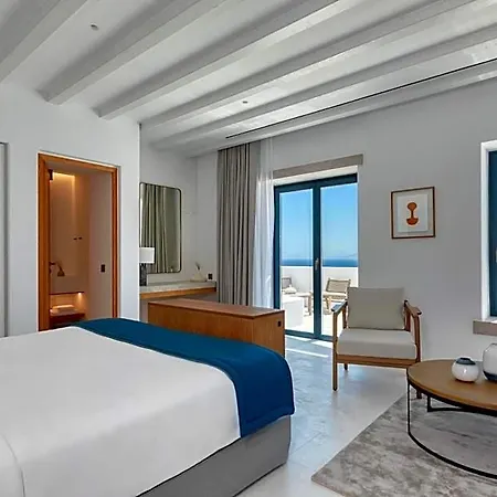 Θέρετρο Sandblu Santorini, Lxr & Καμάρι