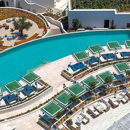 Sandblu Santorini, Lxr & Resort Kamári