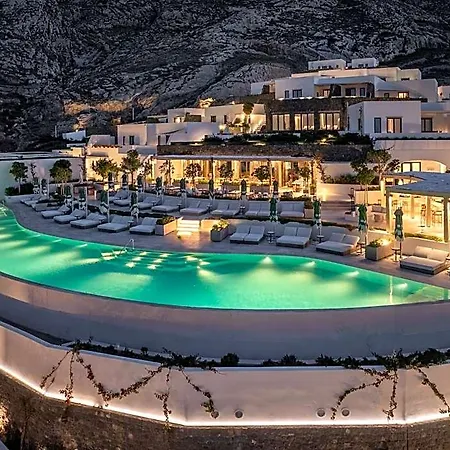 Sandblu Santorini, Lxr & Resort