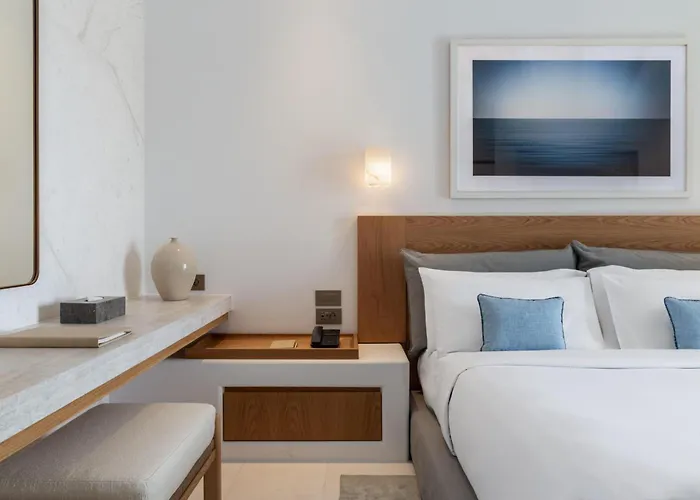 Resort Sandblu Santorini, Lxr & Kamári