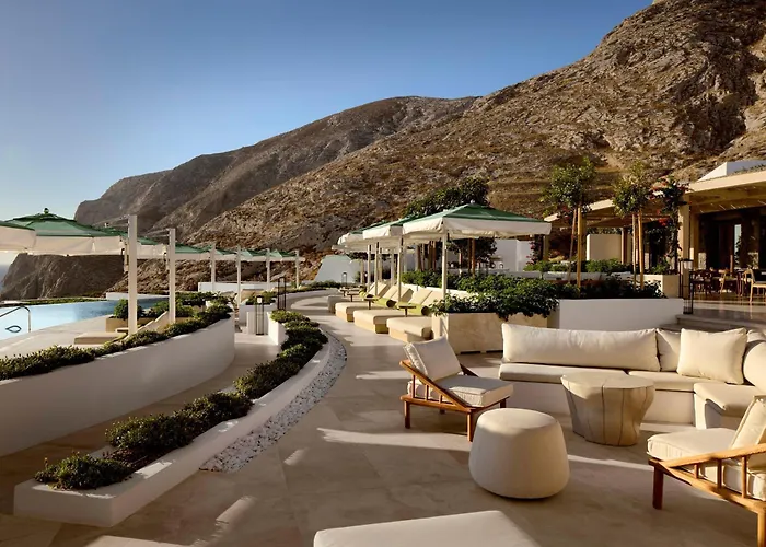 Sandblu Santorini, Lxr & Resort 5*