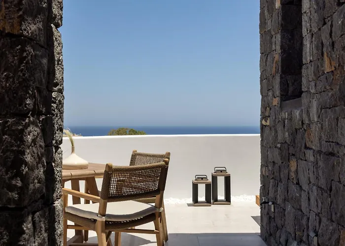 Sandblu Santorini, Lxr & 5* Kamári