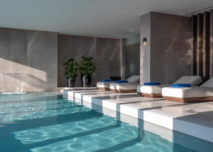 Resort Sandblu Santorini, Lxr & 5*