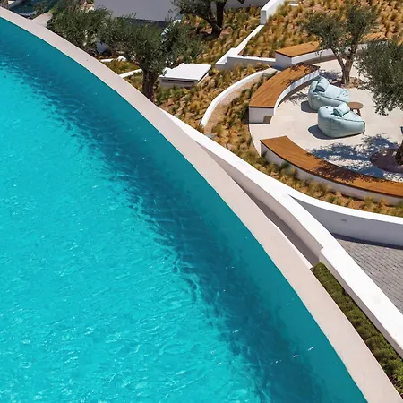 Sandblu Santorini, Lxr & リゾート Kamári