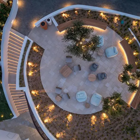 Sandblu Santorini, Lxr & Kamári