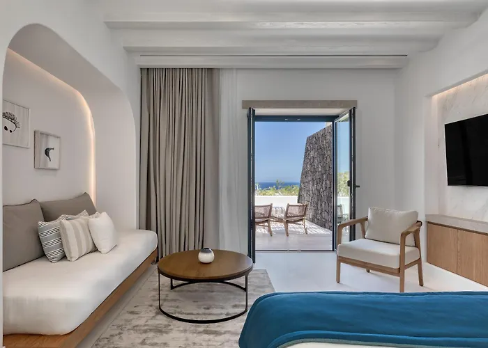 Sandblu Santorini, Lxr & 5* Kamári