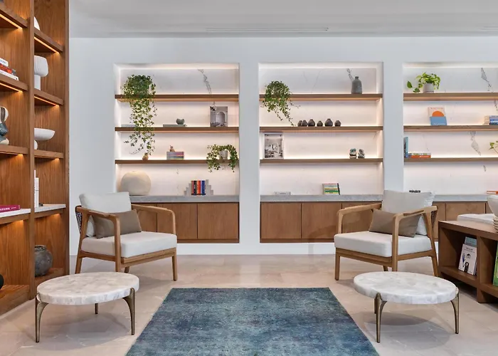 Sandblu Santorini, Lxr & Resort 5*