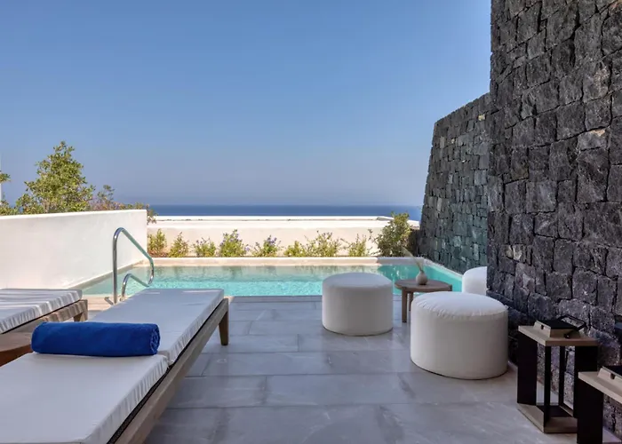 Sandblu Santorini, Lxr & Resort