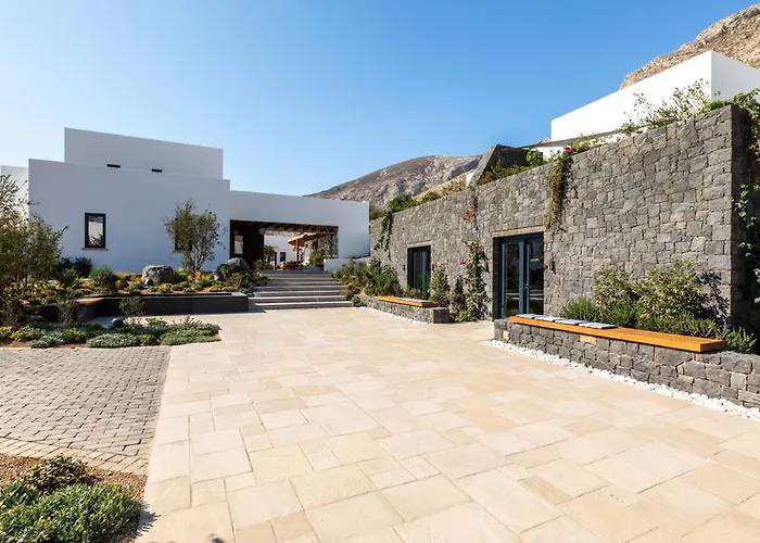 Sandblu Santorini, Lxr & 5* Камари