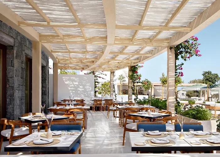 Sandblu Santorini, Lxr & Камари